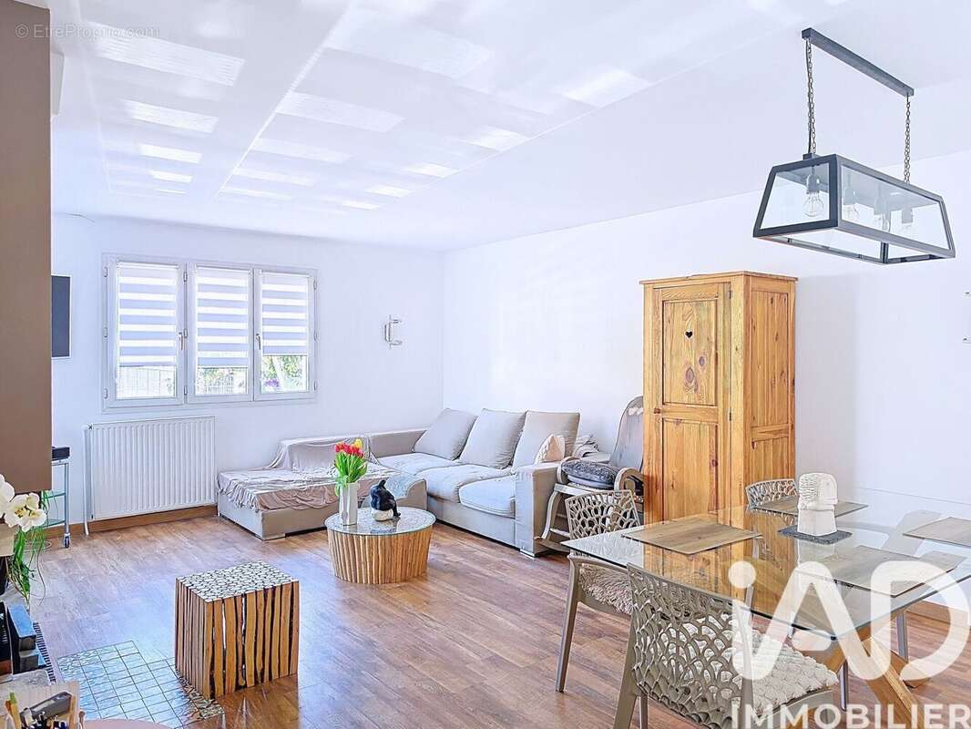 Photo 2 - Maison à BRUNOY