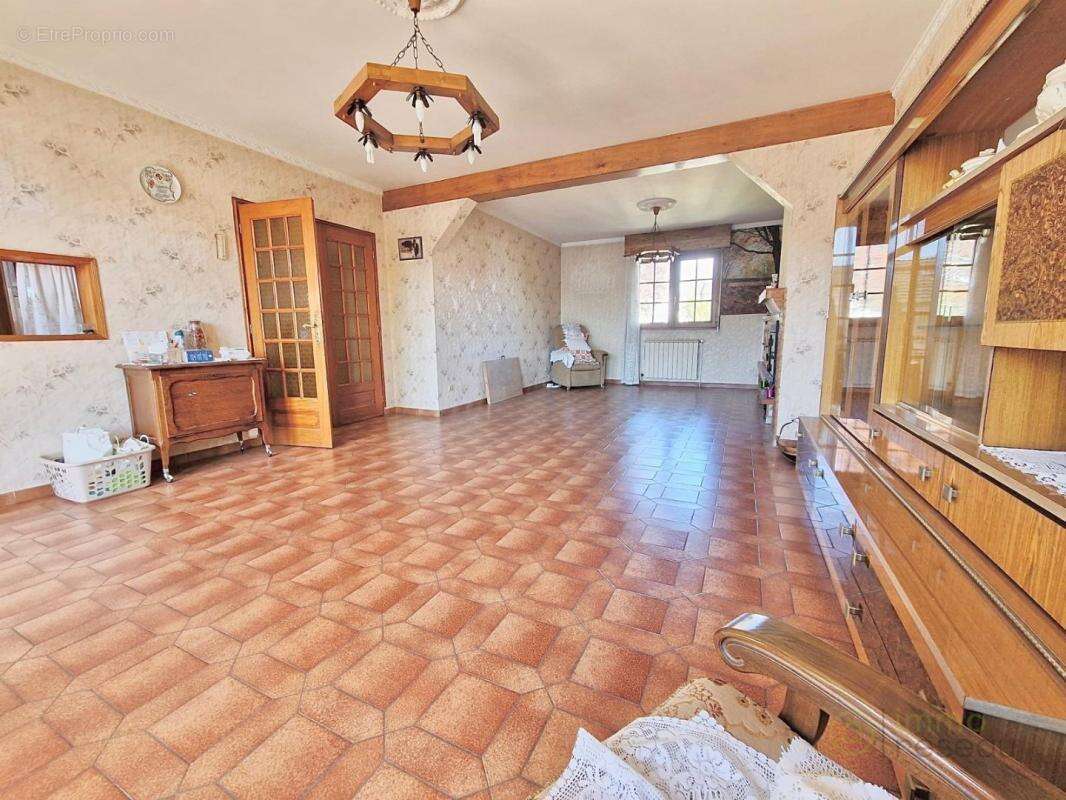 Maison à PONTAULT-COMBAULT