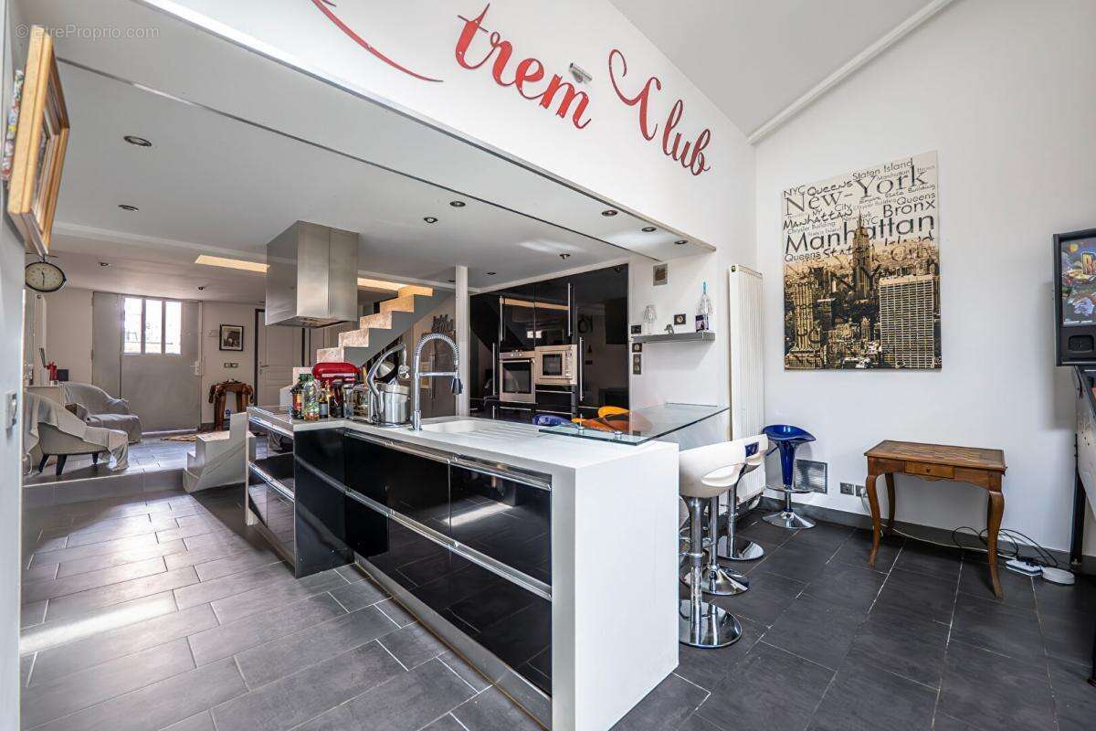 Appartement à ASNIERES-SUR-SEINE