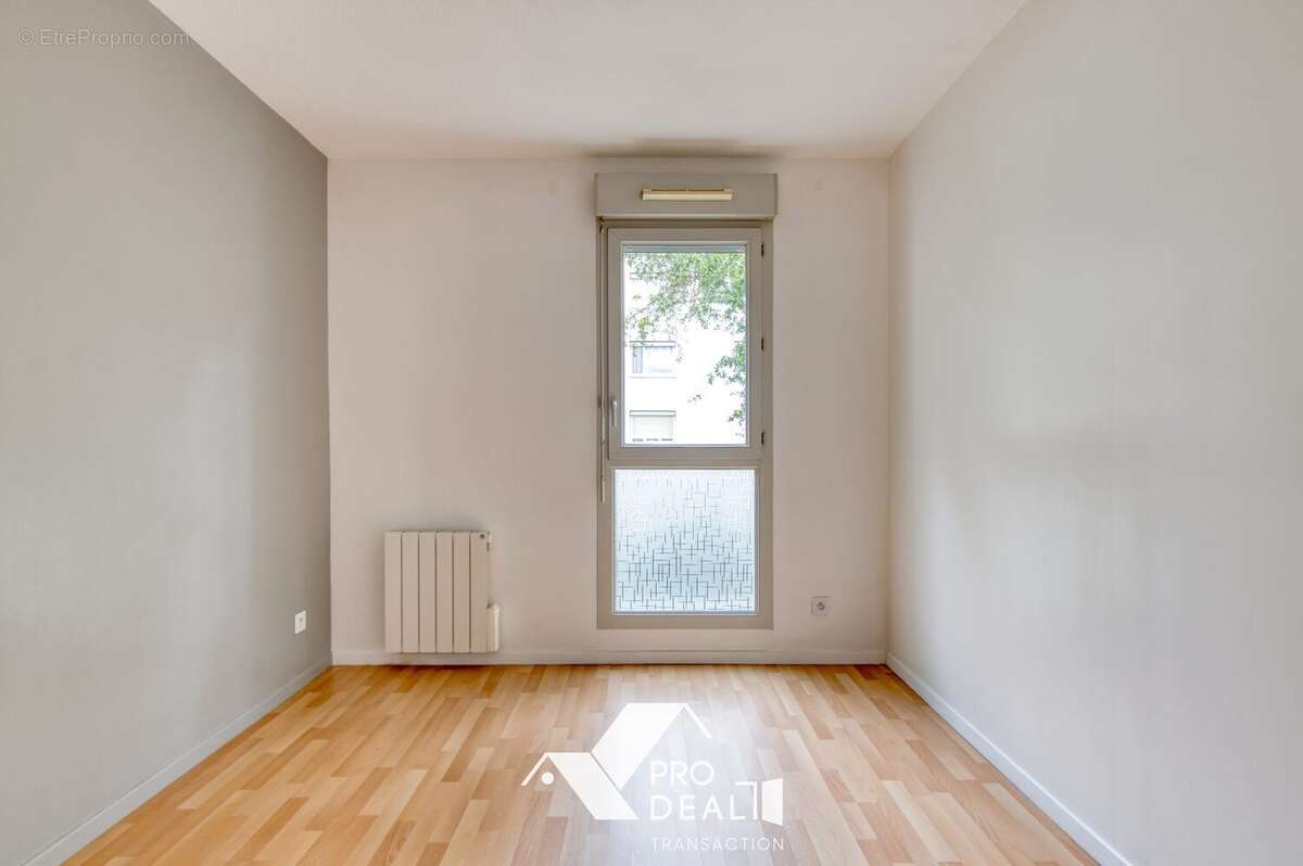 Appartement à MEYZIEU