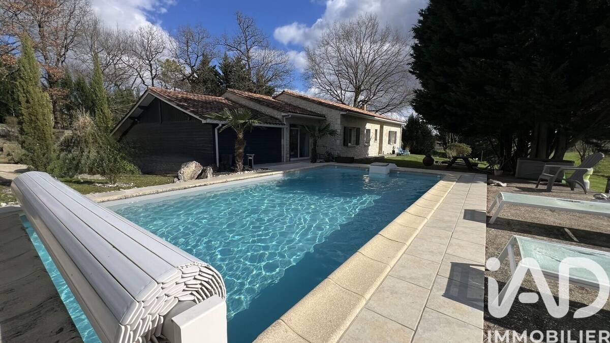 Photo 1 - Maison à MARGUERON