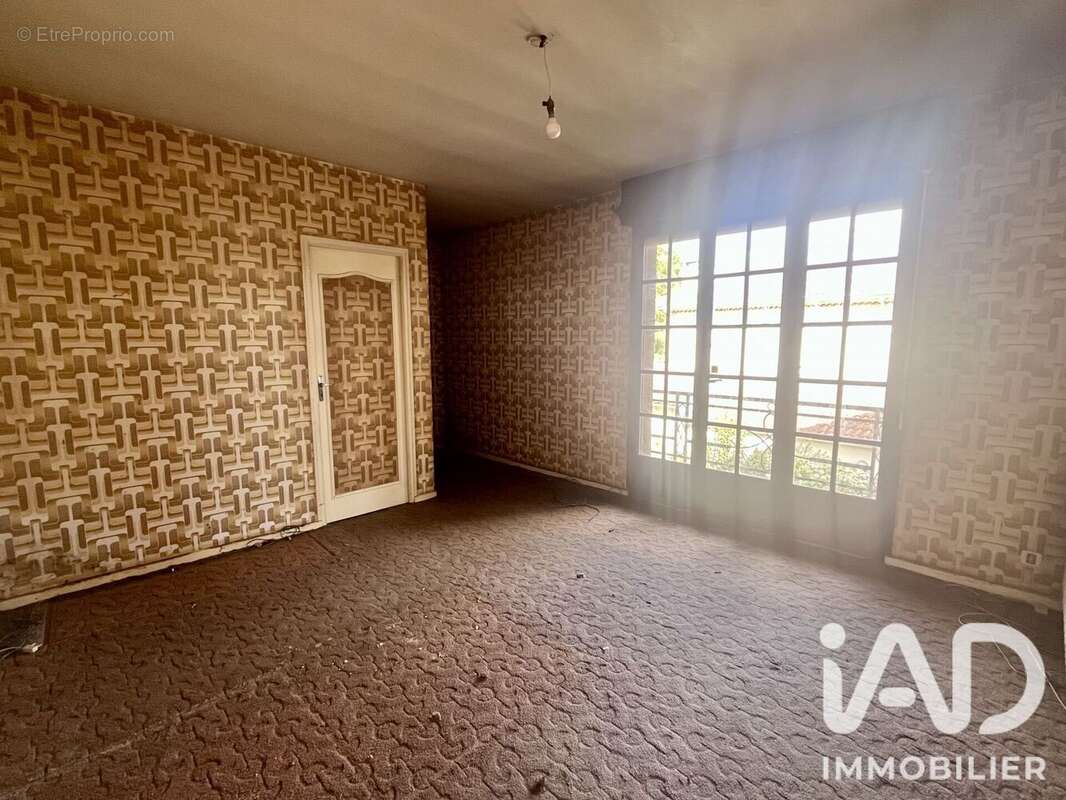 Maison 104 m² à Tarbes  - photo 7