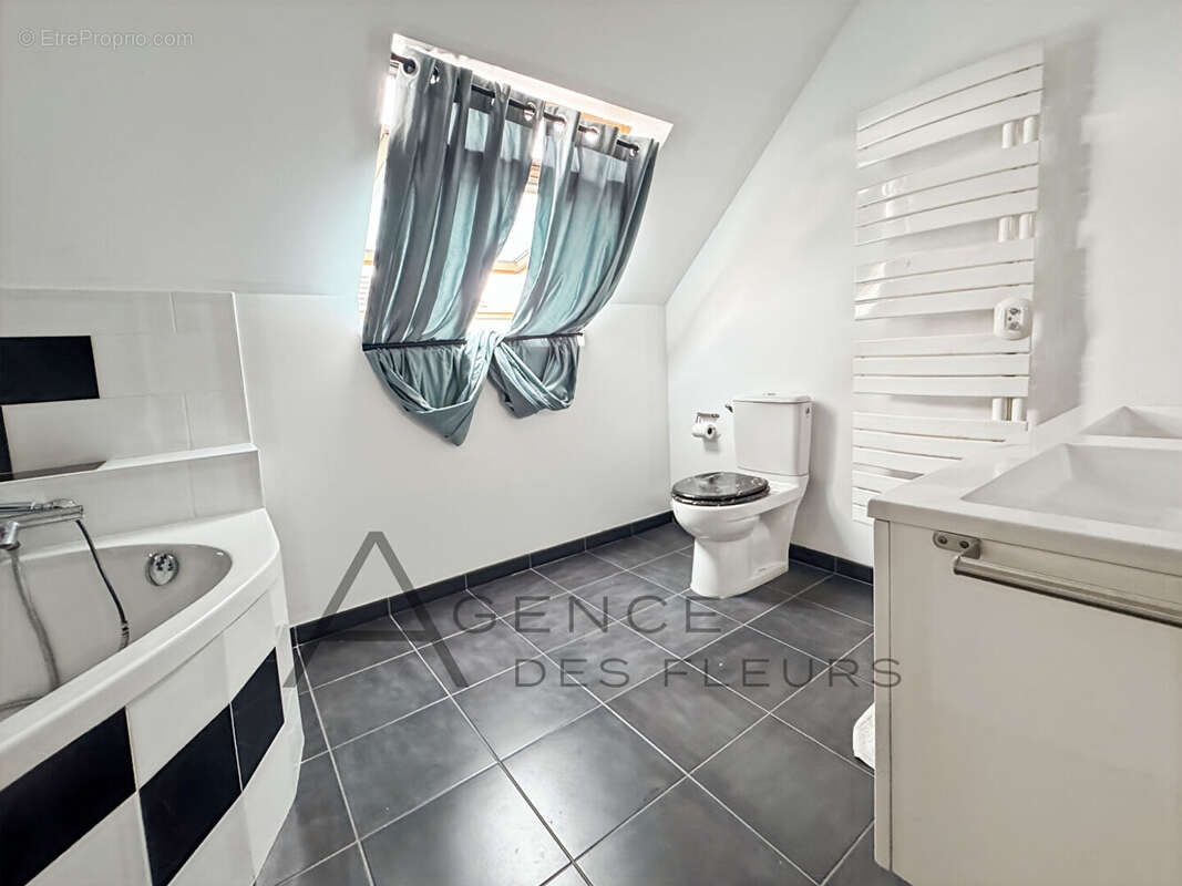 Maison à SAINT-PIERRE-LES-ELBEUF