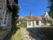 Maison à POIGNY-LA-FORET