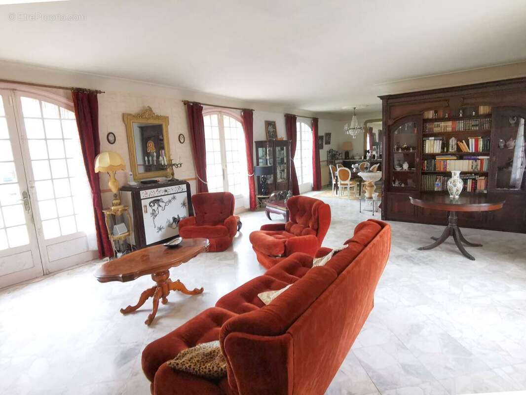 Maison à SAINT-GEORGES-DE-DIDONNE