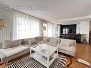 Appartement à MAREIL-MARLY