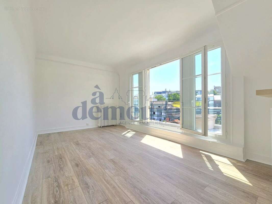 Appartement à ISSY-LES-MOULINEAUX