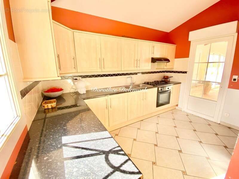 Maison à SAINT-DENIS-DU-PIN