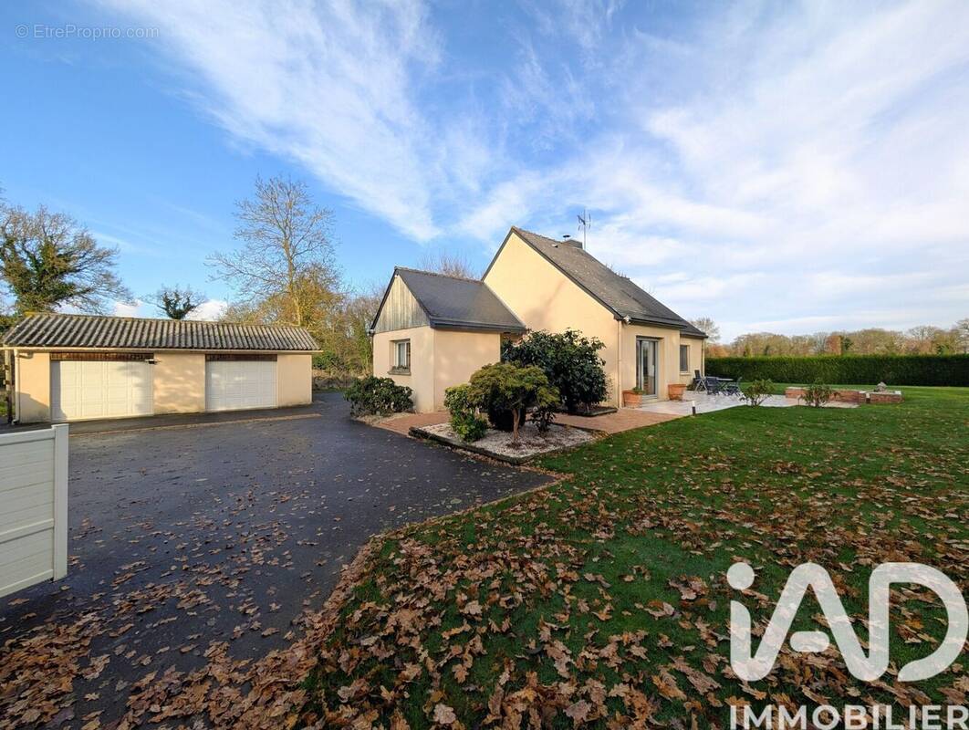 Photo 1 - Maison à LA CHAPELLE-AUX-FILTZMEENS