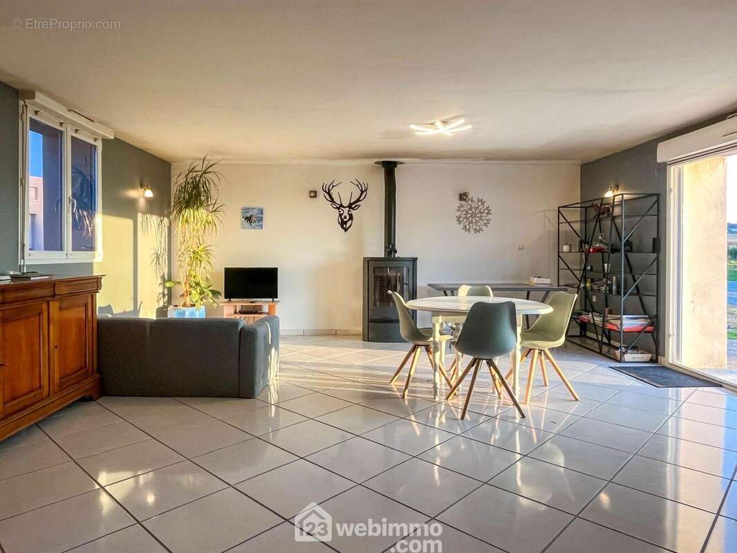 Maison 113 m² à Baune  - photo 40