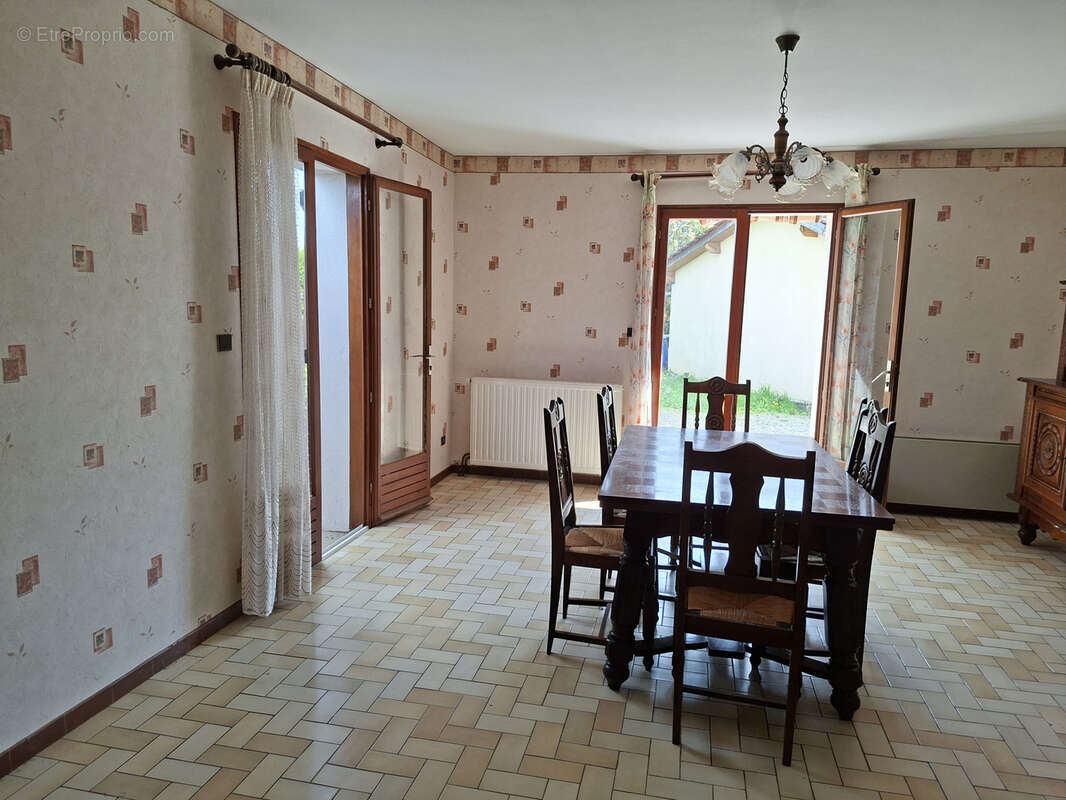 Maison à MIELAN