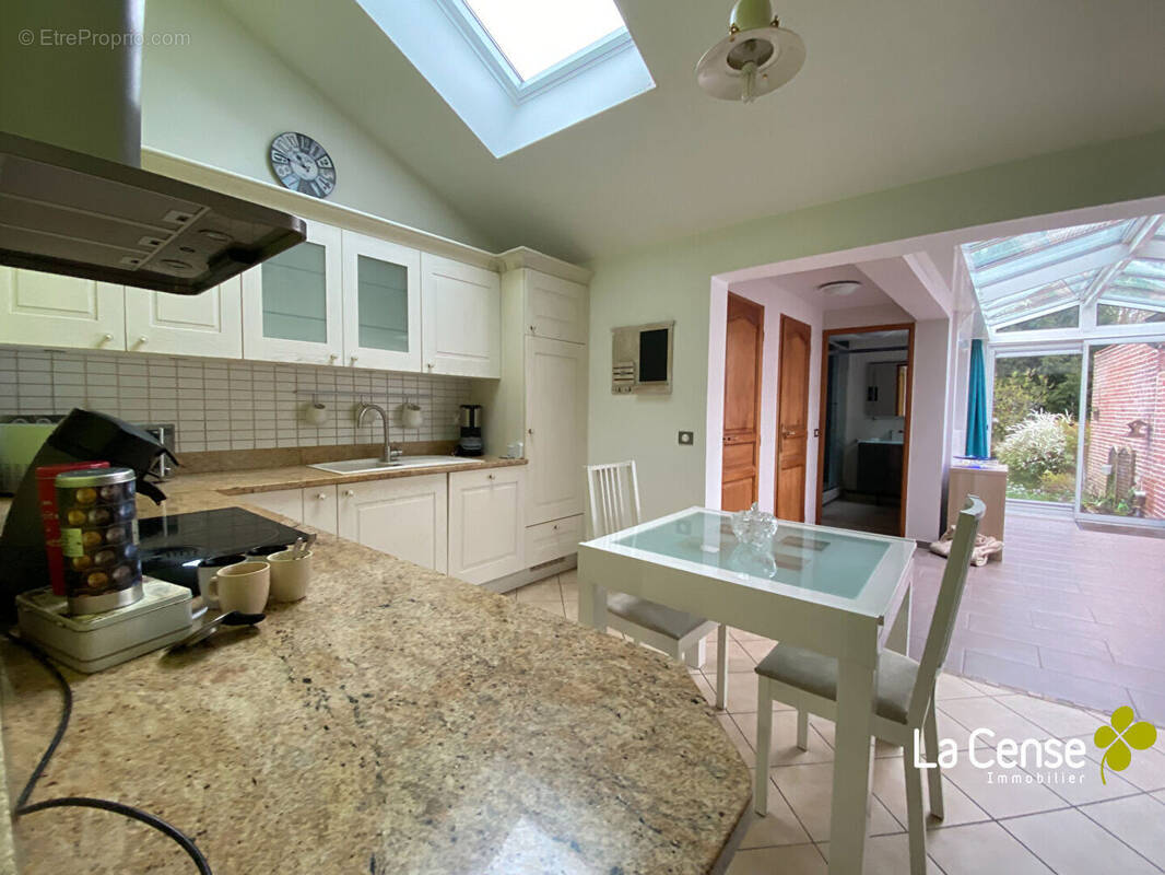 Maison à BOURGHELLES