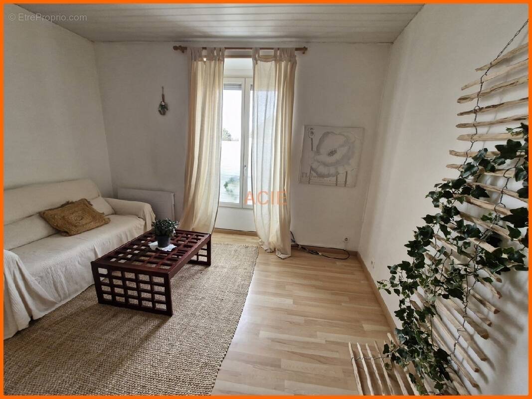 Appartement à LOUVRES