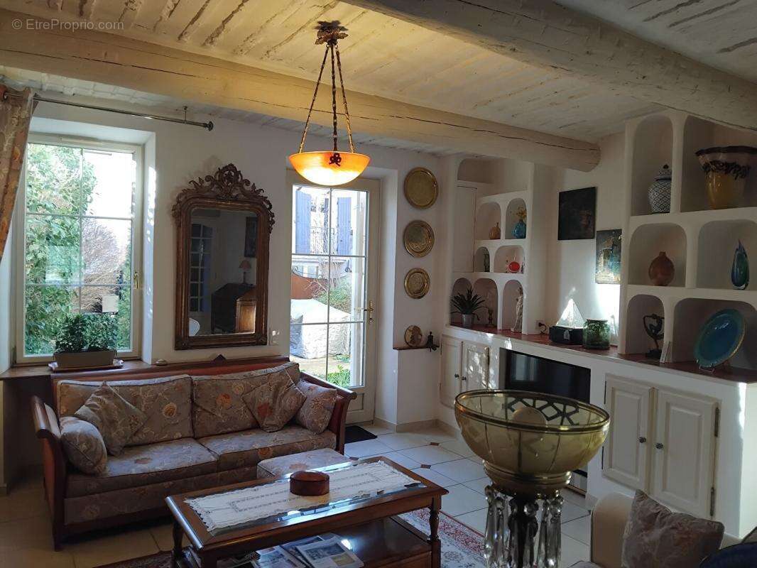 Maison à ROUSSILLON