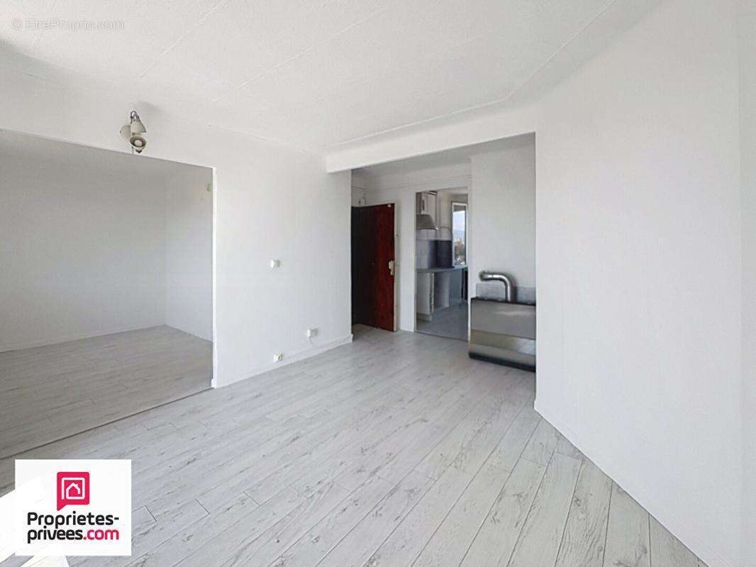 Appartement  T4 Marseille 13008 - photo 8