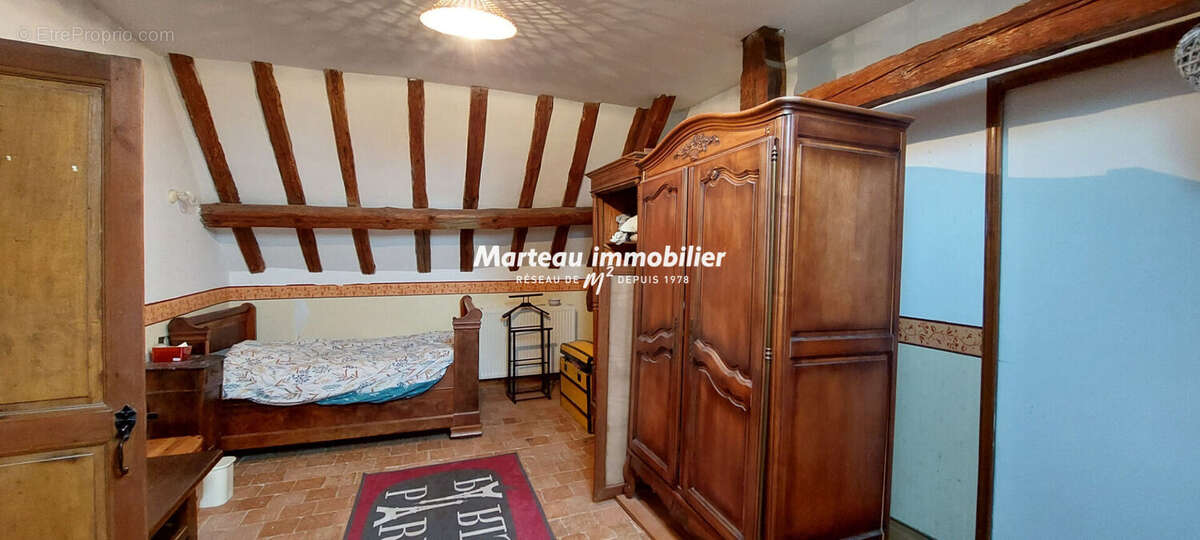Maison à YVRE-LE-POLIN