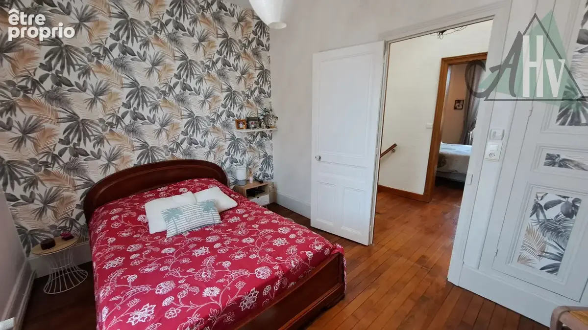 Egriselles le Bocage (89) - Belle maison de 152 m2 avec 4 chambres, joli jardin et hangar de 52 m2. - photo 15