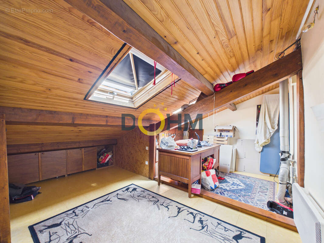 Appartement à SAINT-ETIENNE