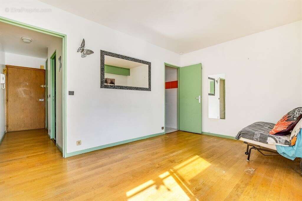 Appartement à PARIS-20E