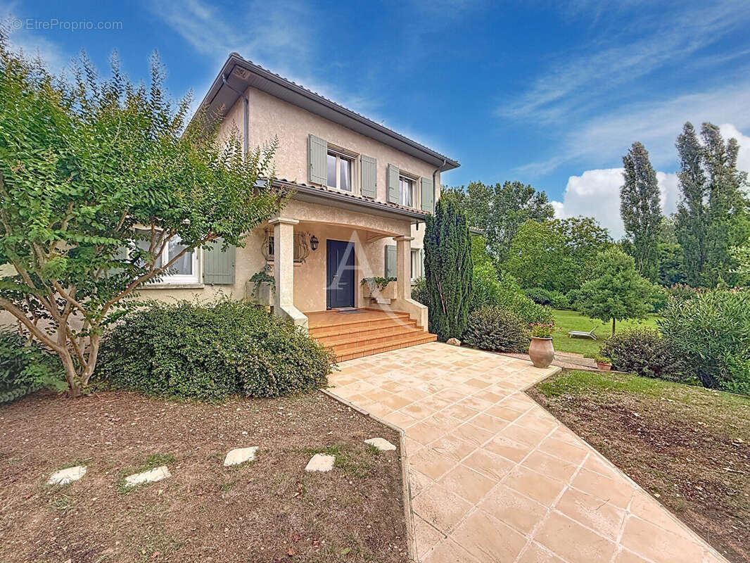 Maison à FENOUILLET