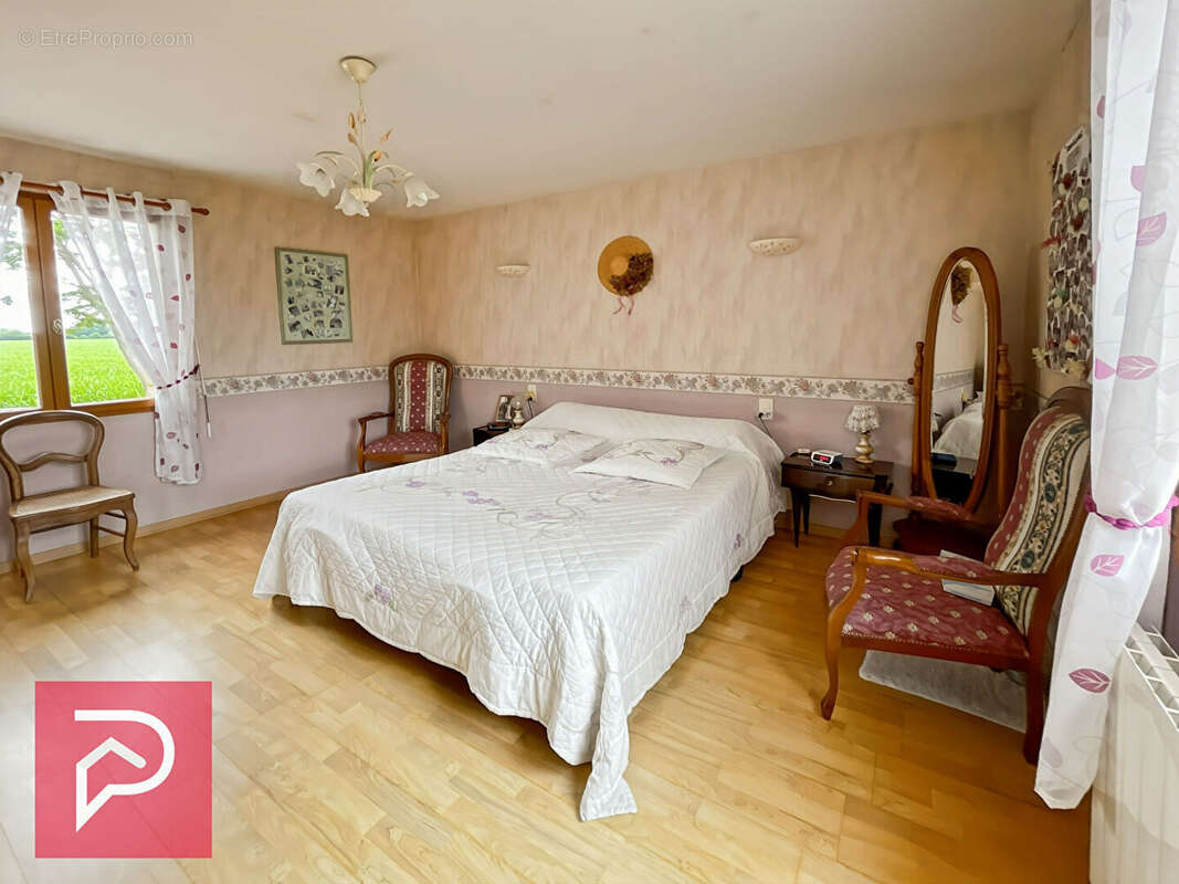 Maison de Maitre BERNAY - photo 13