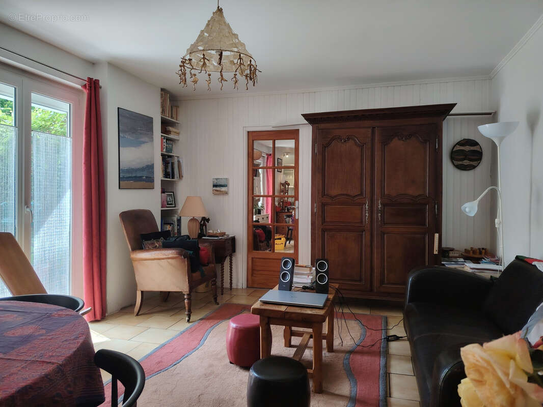 Appartement à HEROUVILLE-SAINT-CLAIR