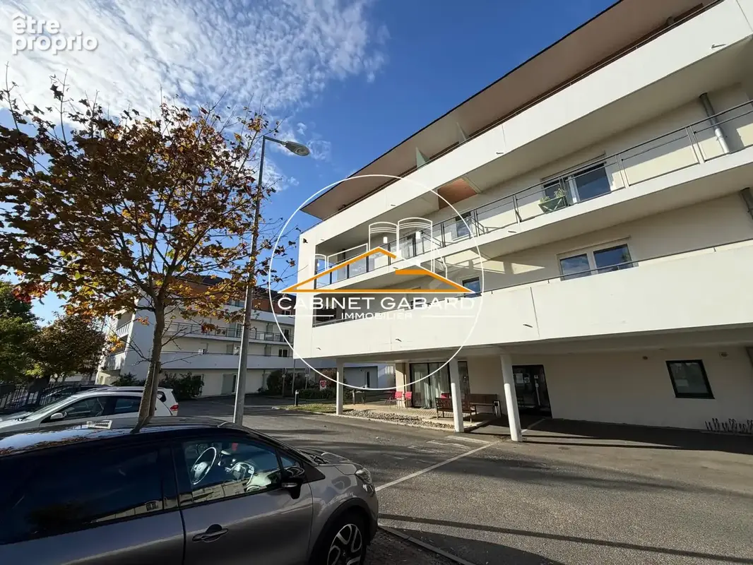 Appartement 3 pièces 52 m² à vendre à Avrille (49240) - photo 1