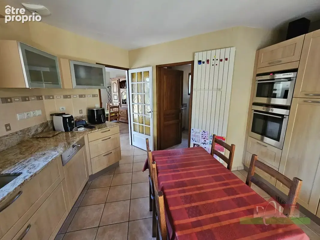 SAINT JUST CHALEYSSIN, Magnifique Villa T4 de 135 m² avec terrain de 1500 m². - photo 9