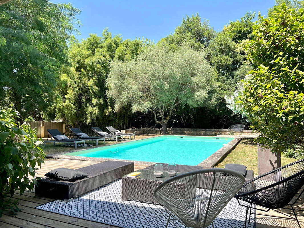 Un domaine secret d'exception aux portes de Bordeaux et de Saint-Emilion - photo 2