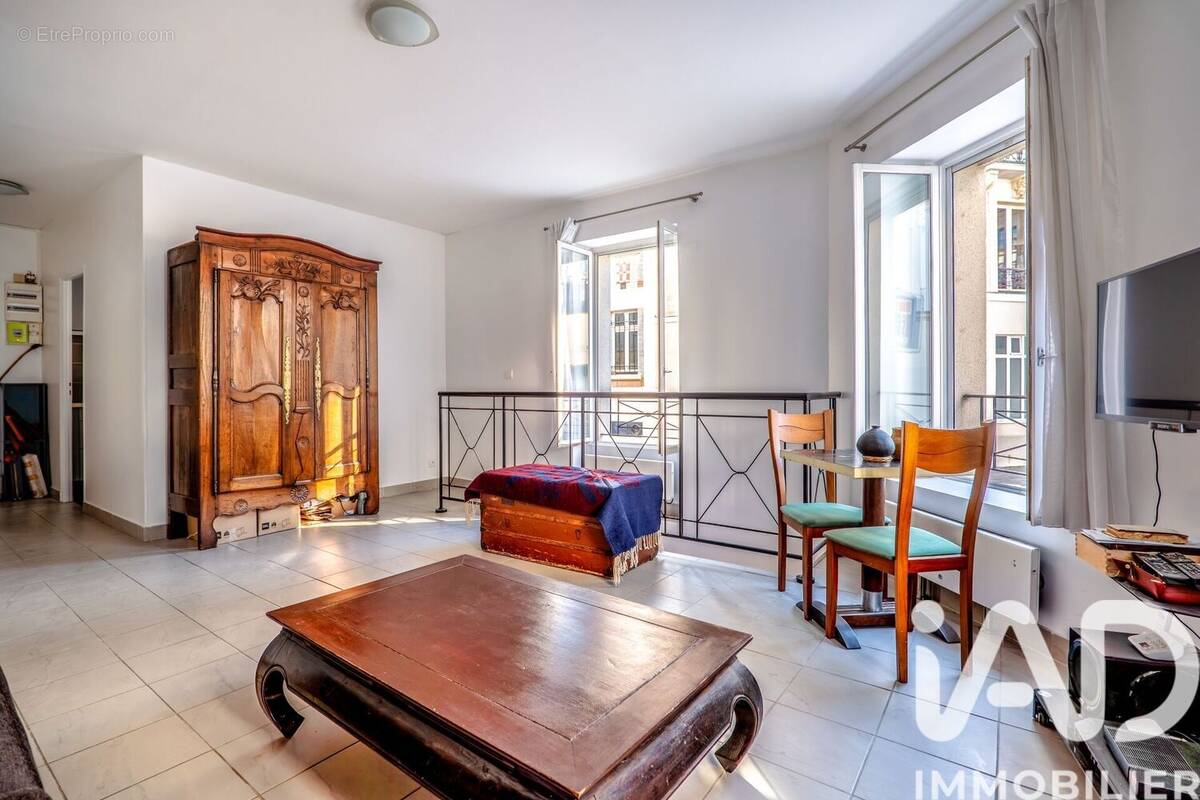 Photo 1 - Appartement à PARIS-14E