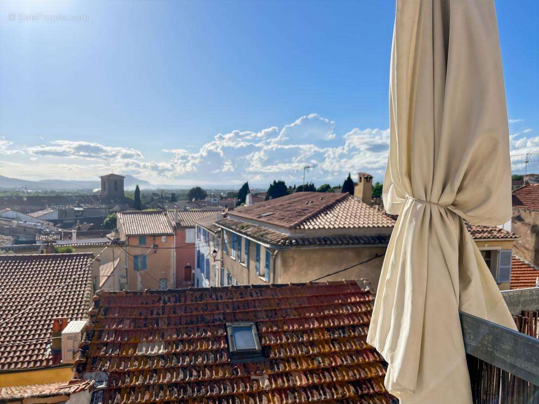 Appartement à FREJUS
