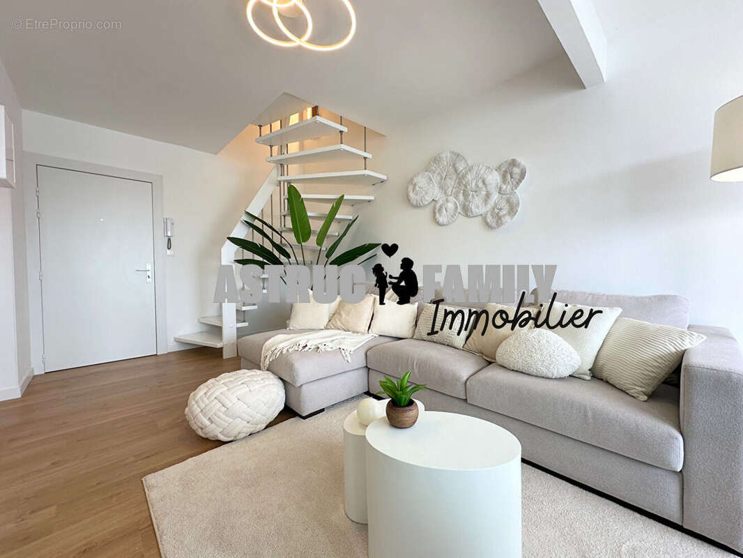 Appartement à MAUGUIO