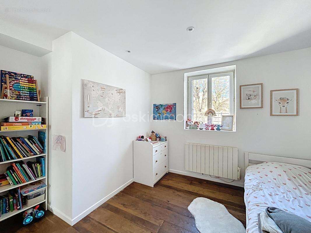 Maison à CORBEIL-ESSONNES