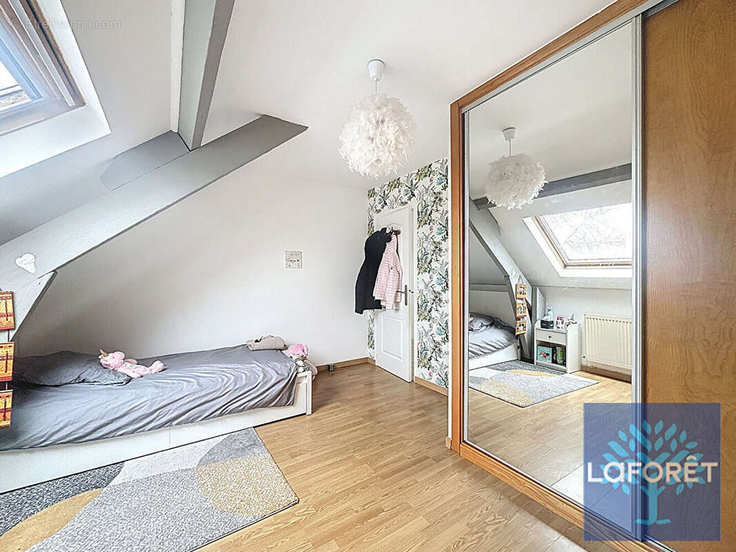 Maison à VIGNEUX-SUR-SEINE