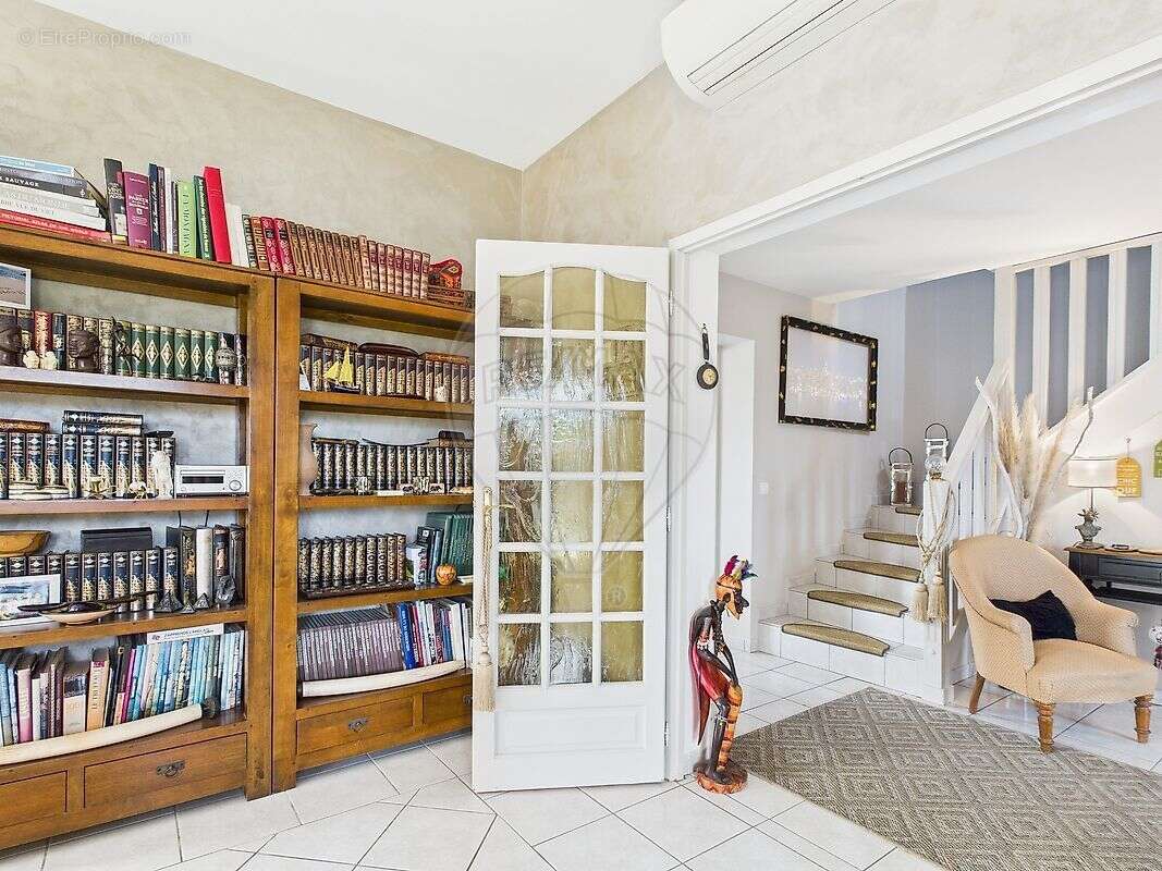 Maison à LES MATHES