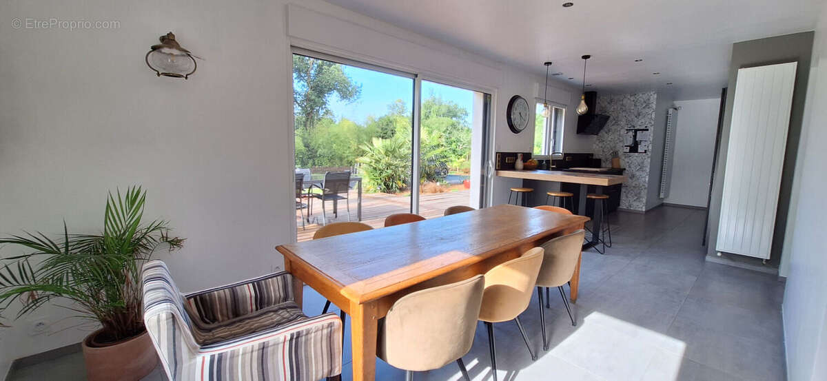 Fouesnant, propriété de charme, rénovée, 5 chambres, mer à pied ! - photo 3