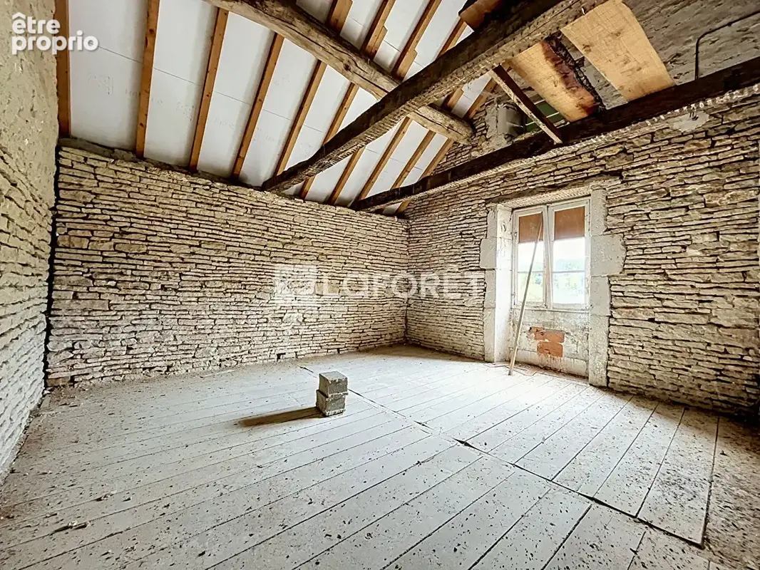 Maison Cour L Eveque 3 pièce(s) 134.18 m2 - photo 6
