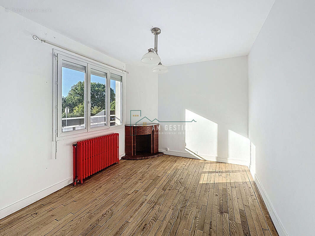 Maison à AIXE-SUR-VIENNE