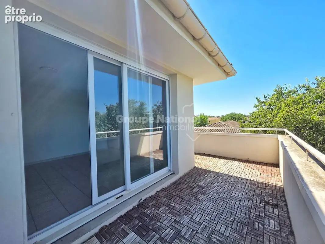 EXCLUSIVITÉ  T3 de 55 m² avec terrasse et garage - photo 3
