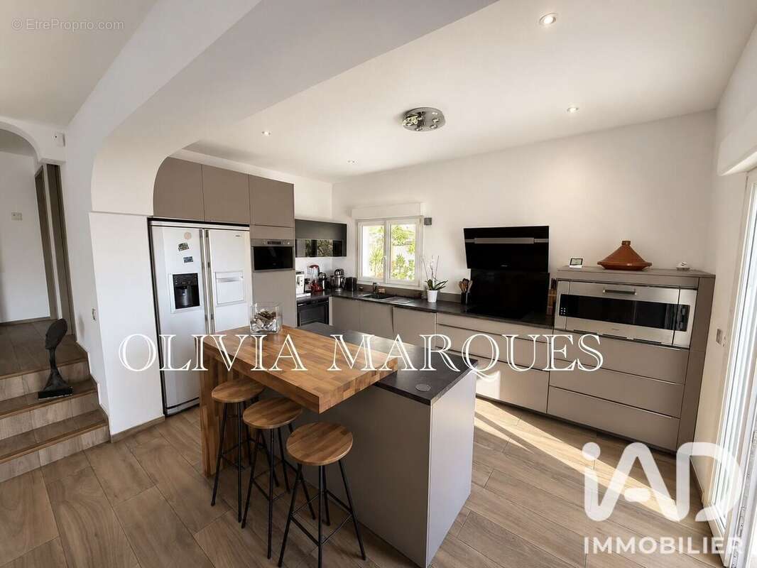 Photo 8 - Maison à MARSEILLE-16E