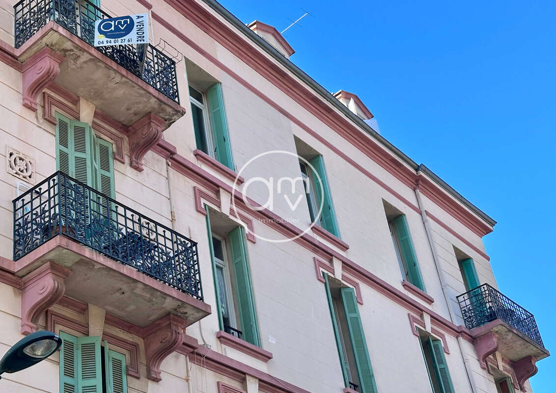 Appartement à HYERES