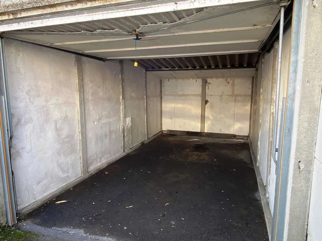 Parking à BOUSSOIS