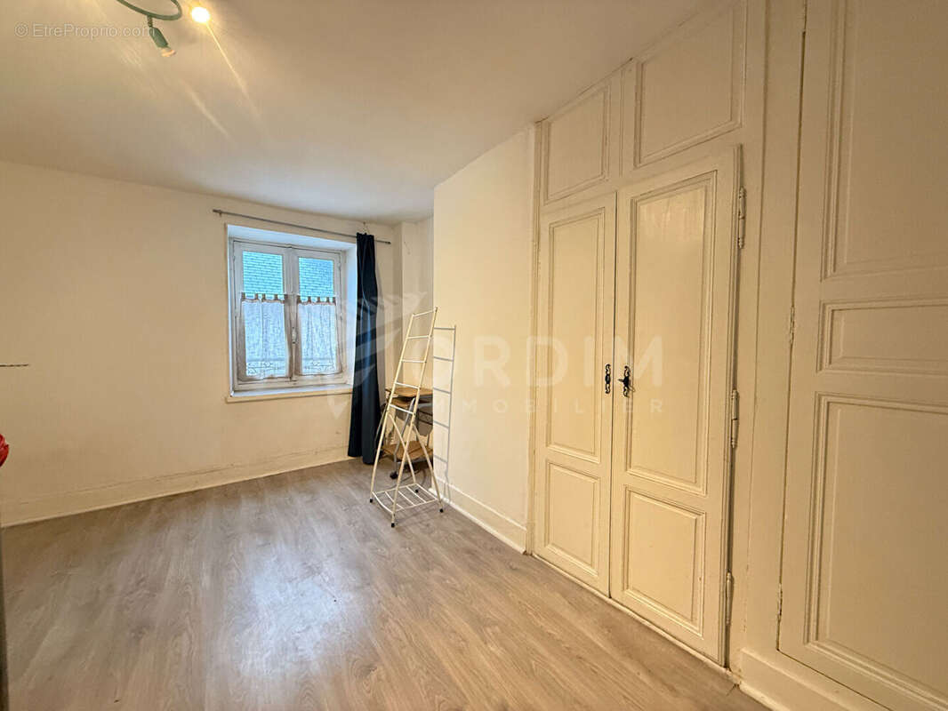 Appartement à COSNE-COURS-SUR-LOIRE