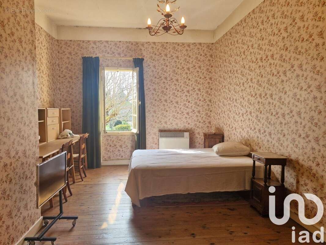 Photo 4 - Maison à LAMOTHE-MONTRAVEL