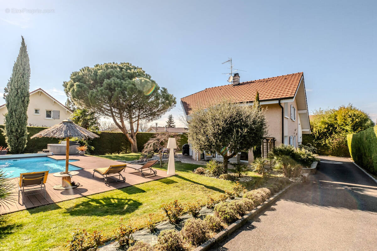 Maison à MARIN