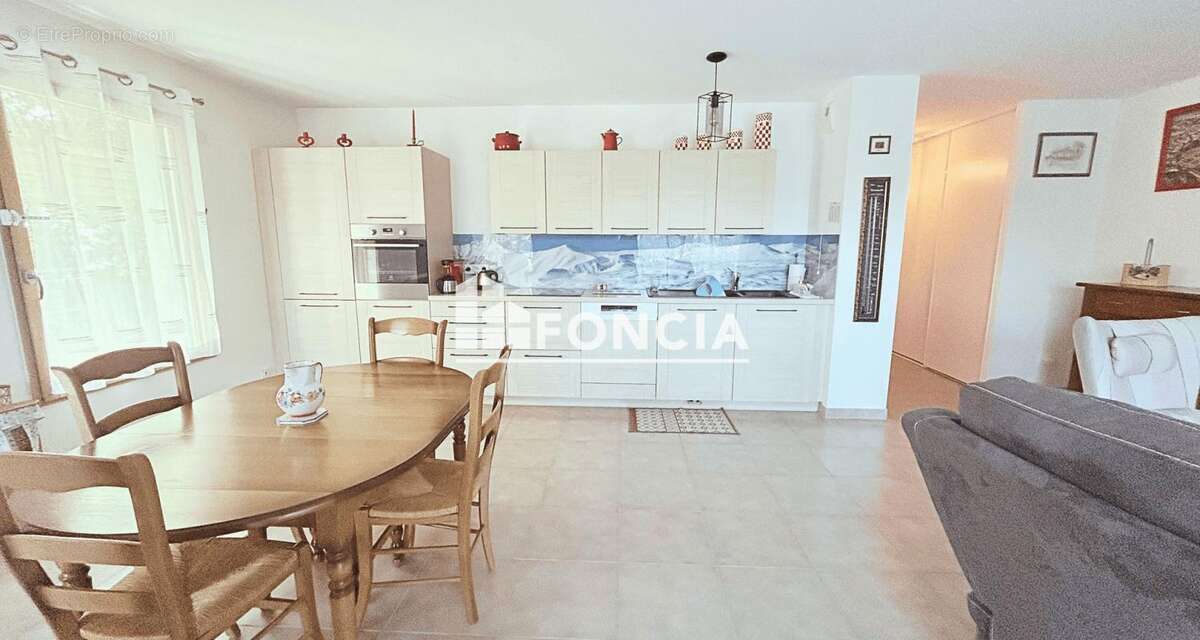 Appartement à THONON-LES-BAINS