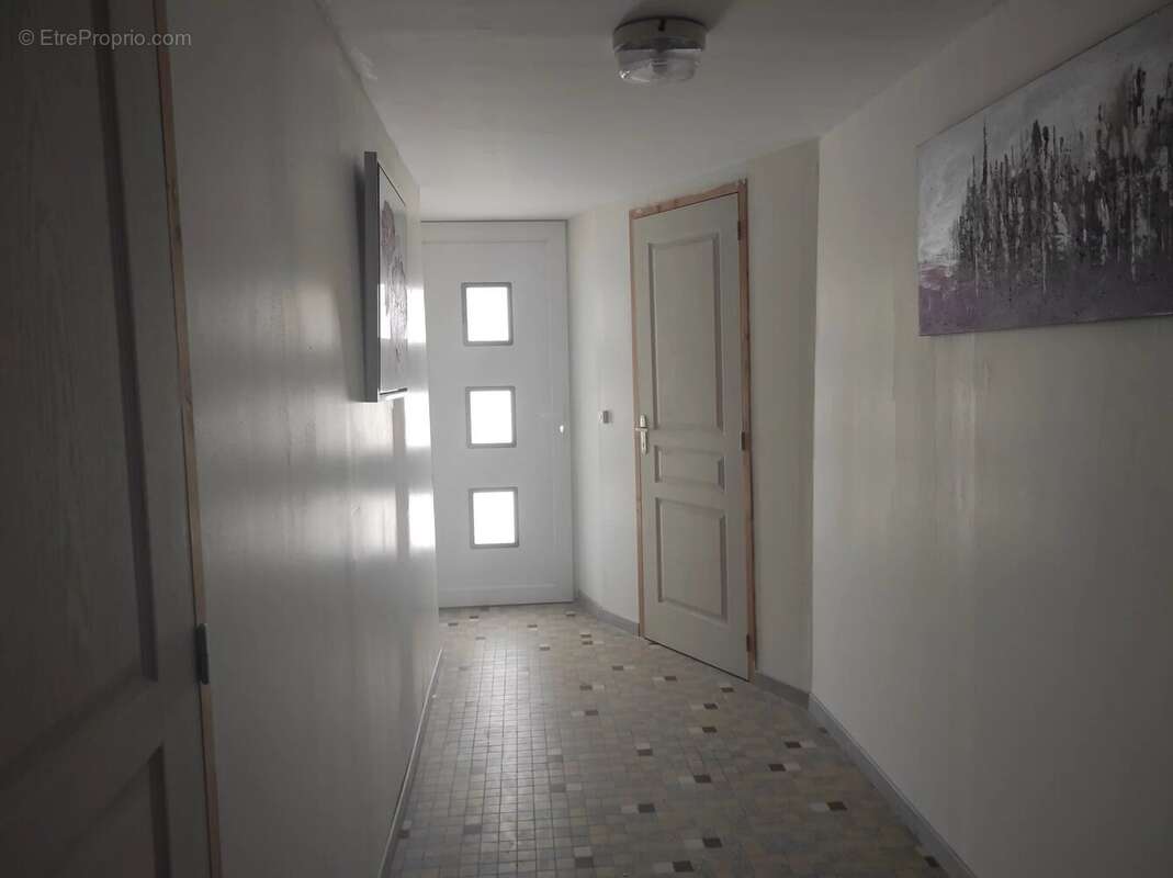 Ensemble immobilier - photo 10
