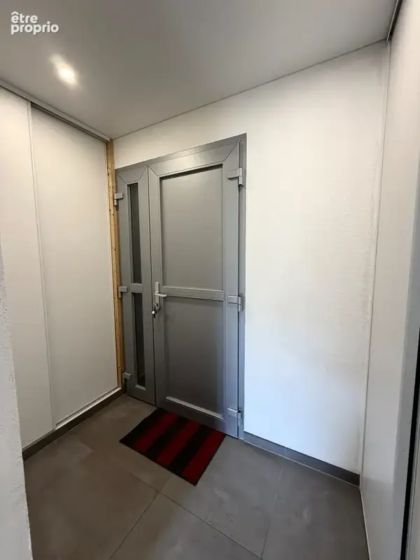 Appartement 3 pièces 52 m² à vendre à Villers-Le-Lac (25130) - photo 3