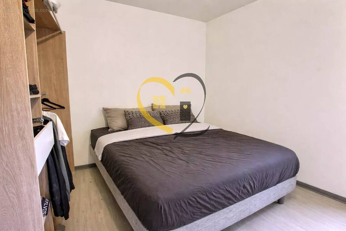 Appartement à SAINT-MARTIN-D'AUXIGNY