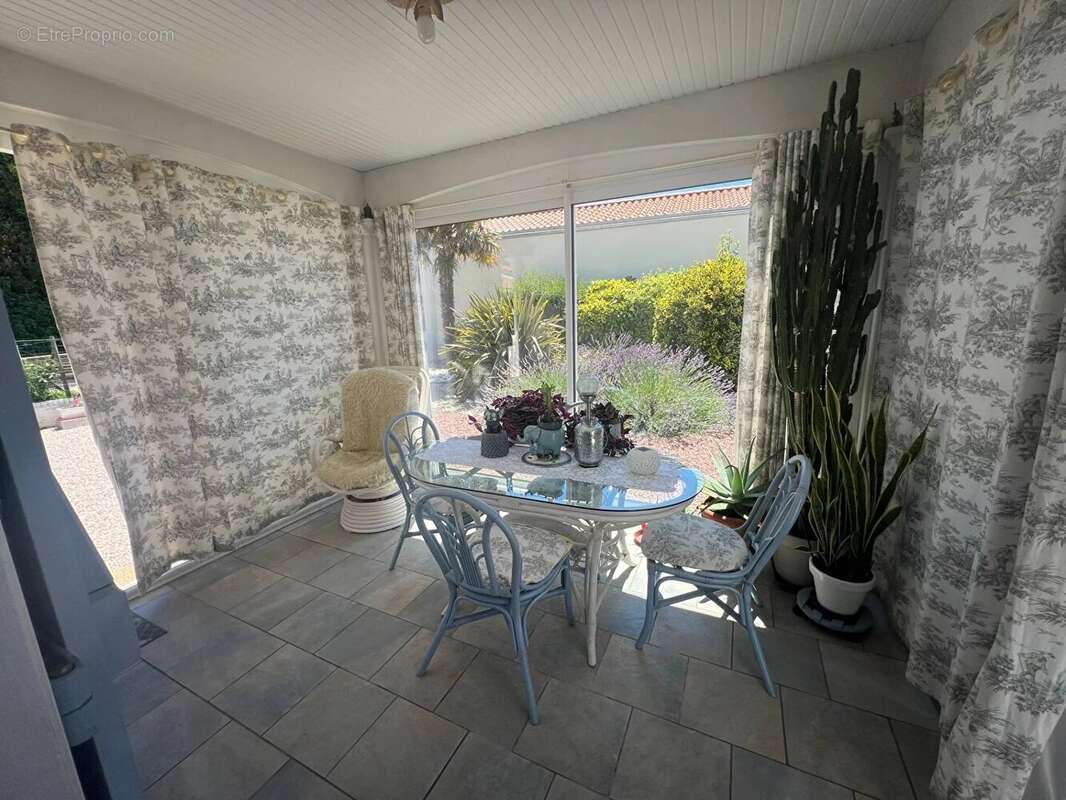Maison Jard Sur Mer 5 pièce(s) 122 m2 - photo 4